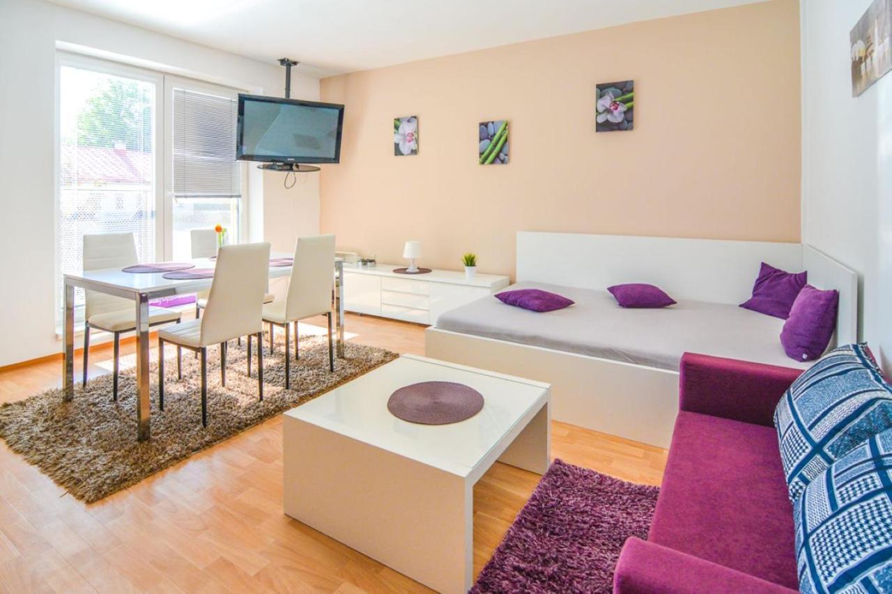 Apartman U Kostela Дештне-в-Орлицьких-Горах Екстер'єр фото